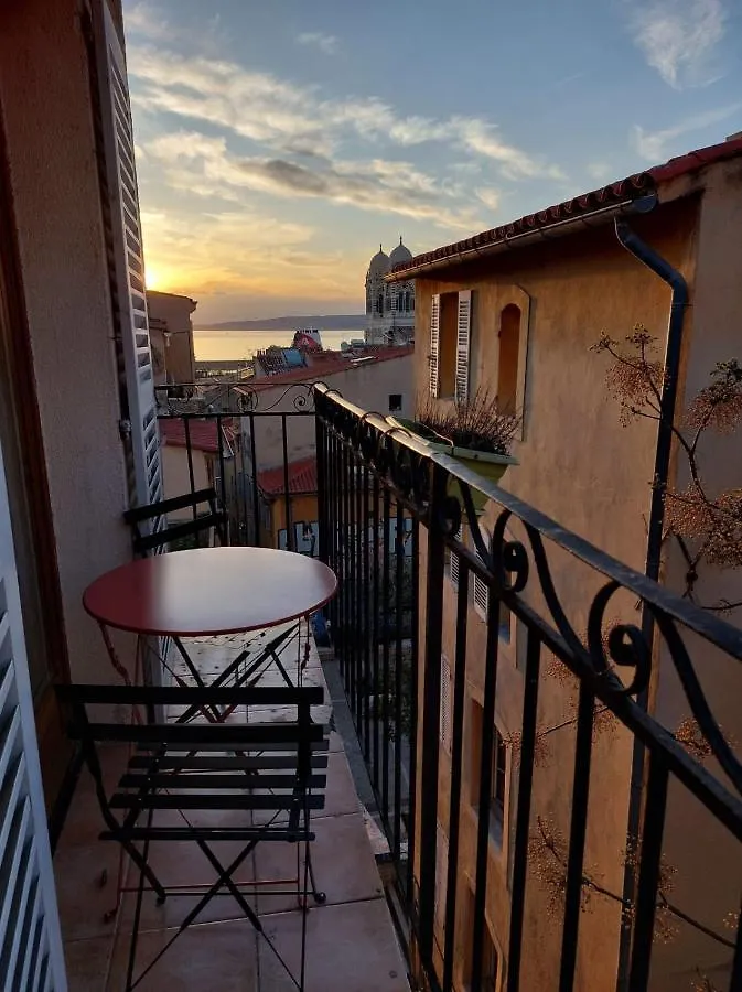 Apartamento Love Nest With Sea View In The Heart Of The Panier Marselha França