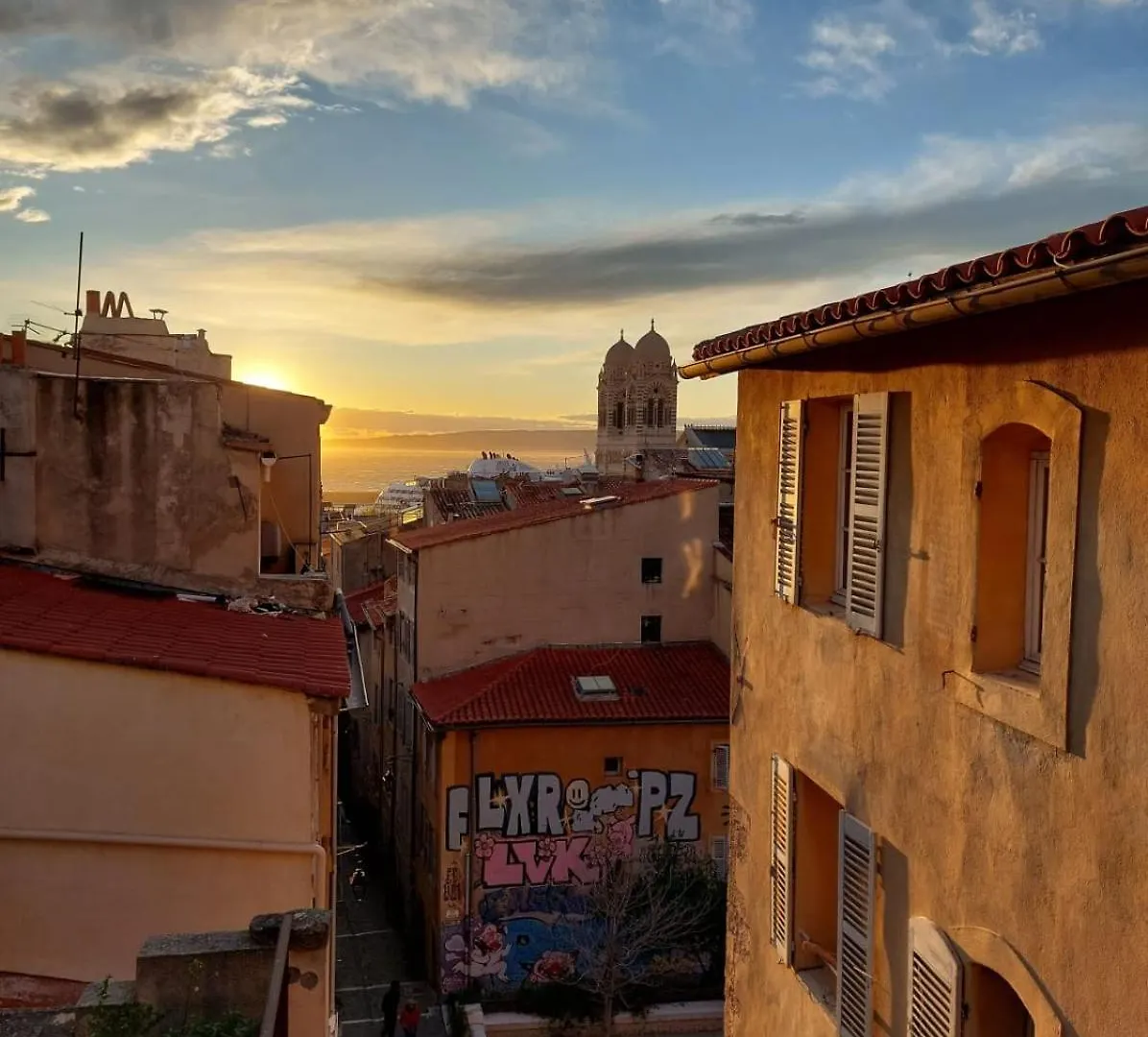 Love Nest With Sea View In The Heart Of The Panier location